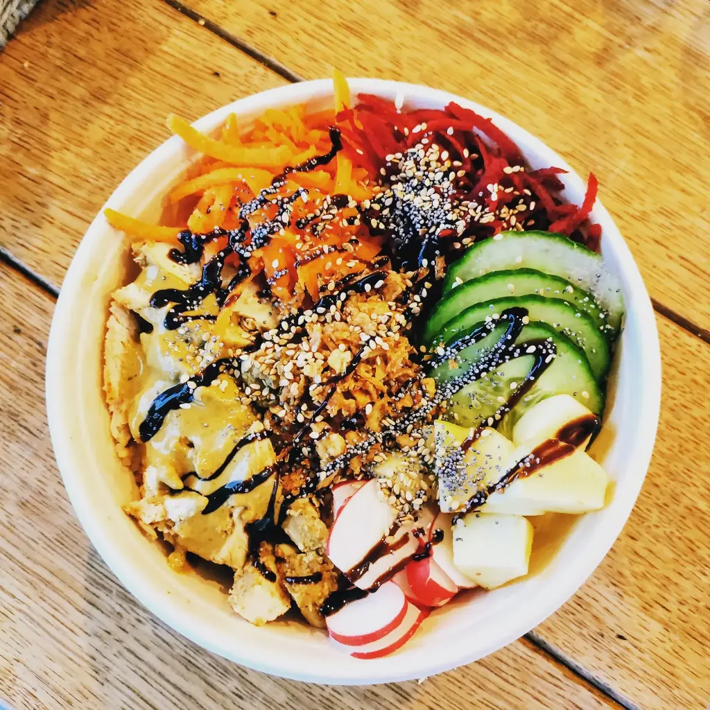 Poke Bowl houmous 🍚 - guinguette 12/4
